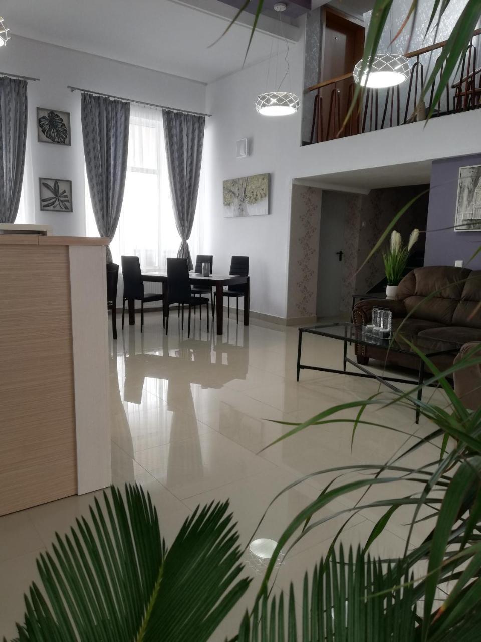 Hotel Holiday Victoria Victoria  Luaran gambar
