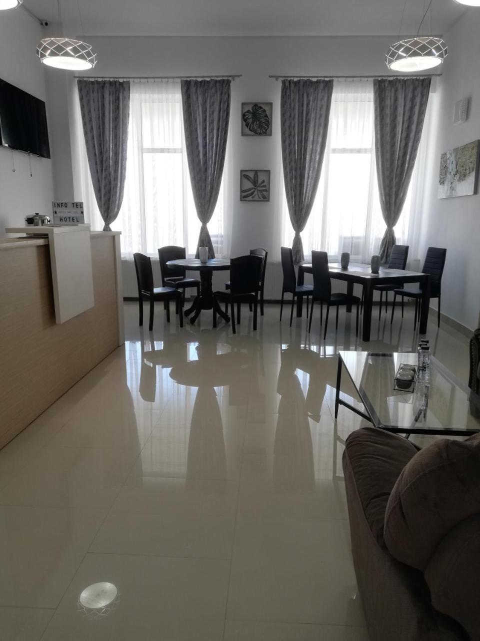 Hotel Holiday Victoria Victoria  Luaran gambar